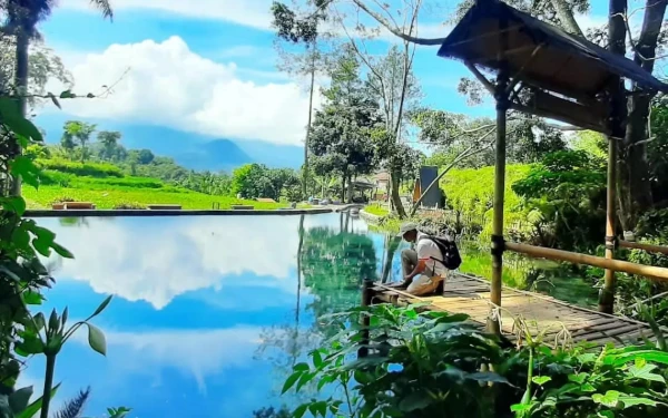 Thumbnail Berita - Telaga Madiredo, Hidden Gem Wisata Malang Raya dengan Nuansa Hijau Pedesaan