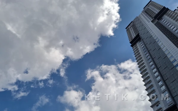 Thumbnail Berita - BMKG: Cuaca Medan Cerah Berawan, Jakarta Hujan Ringan pada Sabtu 7 Maret 2026