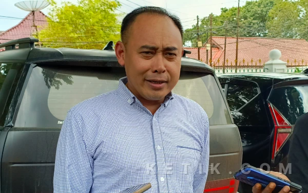 Thumbnail Berita - Sidang Korupsi Pokir OKU, Saksi Sebut “Bos T” adalah Teddy Meilwansyah, Jaksa KPK Singgung Dugaan Gratifikasi