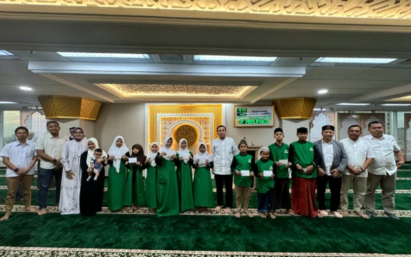 Foto Suasana BRI Region 12 Surabaya  berbagi kebahagiaan bersama anak-anak panti asuhan. (Foto: Dok. BRI)