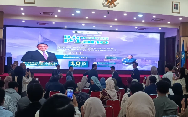 Thumbnail Berita - Tak Hanya Teori, Mahasiswa PWK UB Kupas Tuntas Realita Tata Kota dalam Bincang Plano