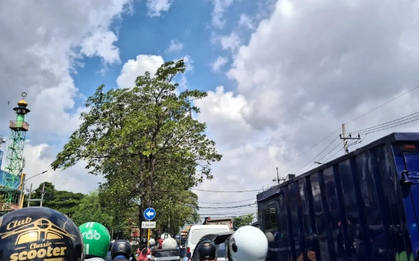 Thumbnail Berita - BMKG Prakirakan Cuaca Rabu 11 Maret 2026: Jakarta Cerah Berawan, Bandung dan Medan Berawan