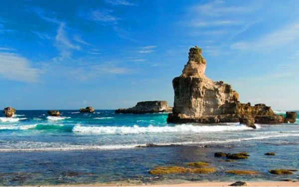 Foto Pantai Buyutan Pacitan