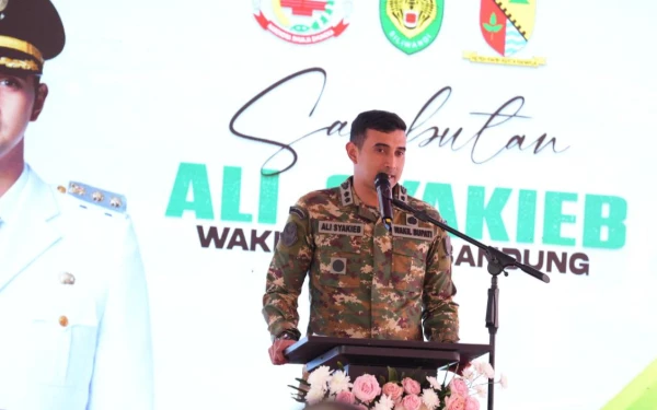 Thumbnail Berita - Ali Syakieb Tutup TMMD Kodim 0624, Tegaskan Desa Jadi Kunci Kemajuan Kabupaten Bandung