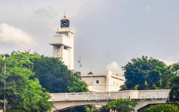 Thumbnail Berita - BMKG: Cuaca Kota Surabaya dan Sidoarjo, Kamis 12 Maret 2026 Diprakirakan Cerah Berawan