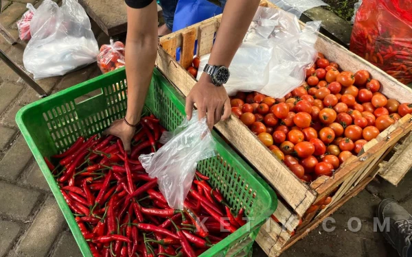 Thumbnail Berita - Wali Kota Malang Minta Warga Tak Panic Buying: Stok Aman, Warung Tekan Inflasi Segera Hadir