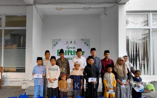 Thumbnail Berita - BAZNAS Sampang Buka Gerai Z-Ifthar Ramadan 2026, Dukung 30 UMKM Berjualan