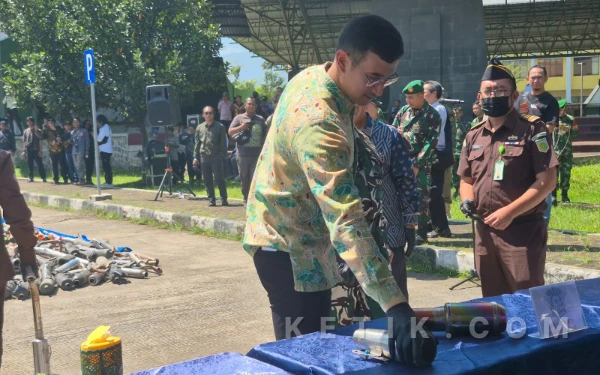 Thumbnail Berita - Ngaku Hobi Otomotif, Ali Syakieb Ajak Biker Tertib dan Tolak Knalpot Brong