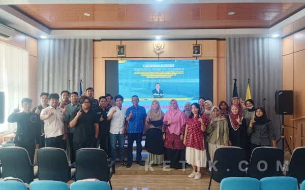 Thumbnail Berita - Gandeng Ketik.com, FKP Unesa Gelar Pelatihan Karya Tulis Populer