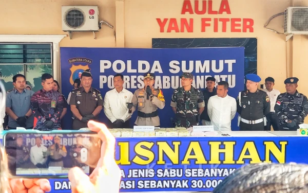 Thumbnail Berita - Hampir 1 Kg Sabu hingga 29 Ribu Ekstasi Dilebur di Mapolres Labuhanbatu