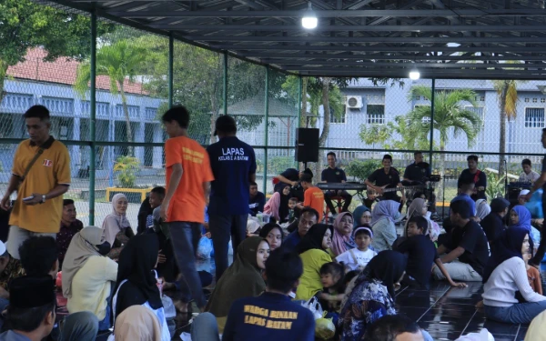 Thumbnail Berita - Ramadan di Balik Tembok, Lapas Batam Hadirkan Kehangatan Buka Puasa Bersama Keluarga