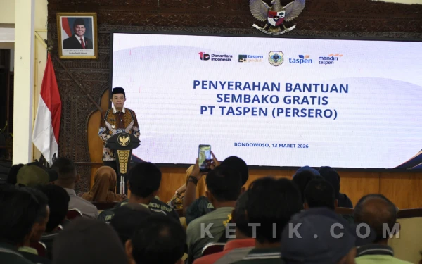 Thumbnail Berita - Dari Pasukan Kebersihan hingga Tenaga Lapangan, ASN Golongan I–II Bondowoso Terima Bantuan Taspen