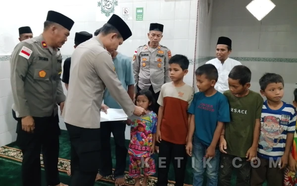 Thumbnail Berita - Polres Aceh Singkil Buka Puasa Bersama Diiringi Penyantunan Anak Yatim
