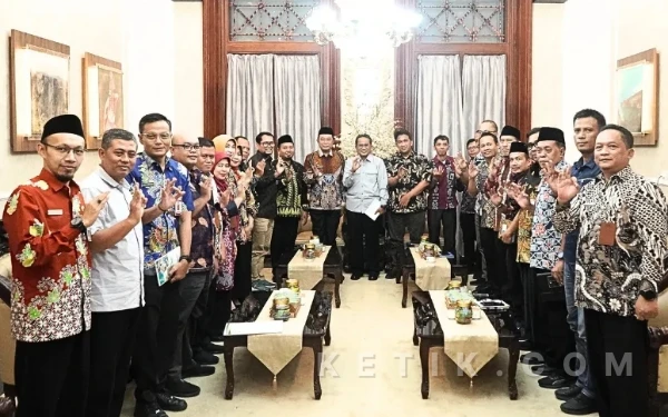 Thumbnail Berita - Audit Awal BPK Ditutup, Bupati Abdul Hamid Wahid Genjot OPD Amankan Opini WTP