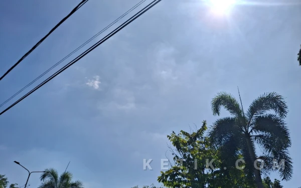 Thumbnail Berita - BMKG: Cuaca Jakarta Cerah pada Sabtu 14 Maret 2026, Medan Berawan