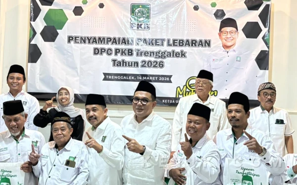 Thumbnail Berita - Jelang Idulfitri, PKB Trenggalek Bagikan 1000 Paket Lebaran untuk Kader dan Pengurus