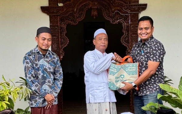 Thumbnail Berita - Safari Ramadan, BNI Lumajang Berbagi Kebahagiaan Bersama Masyarakat Lumajang