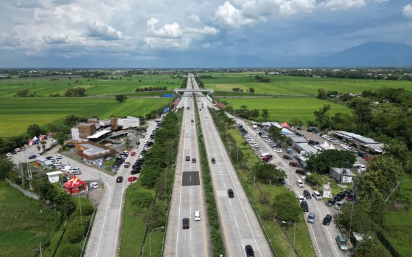 Thumbnail Berita - Mudik Lebaran 2026, Astra Tol Jombang–Mojokerto Siapkan Berbagai Layanan dan Antisipasi Cuaca Ekstrem