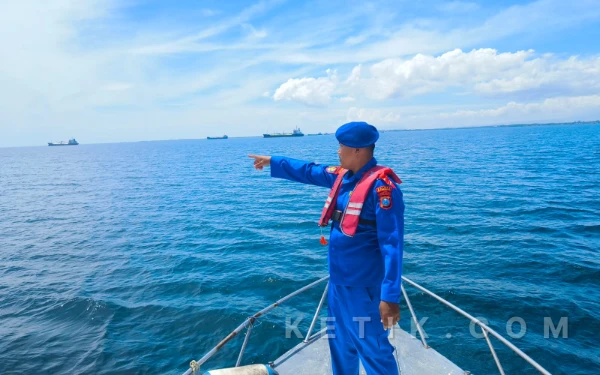 Thumbnail Berita - Polairud Situbondo Turun Laut, Pastikan Pelayaran Aman Selama Operasi Ketupat 2026