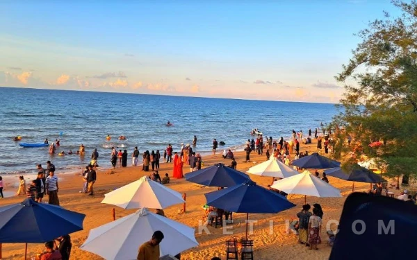 Thumbnail Berita - Libur Lebaran 2026, Ini 3 Rekomendasi Wisata Menarik di Sampang Madura