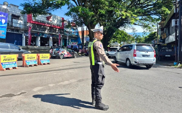 Thumbnail Berita - Wisatawan Kota Batu Mulai Melonjak, Arus Lalu Lintas Lebaran 2026 Terpantau Tetap Lancar