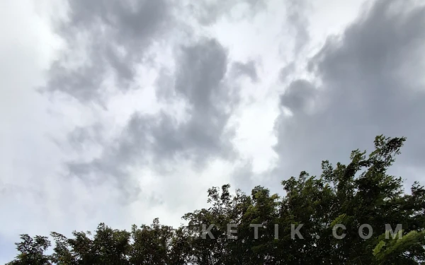 Thumbnail Berita - Prakiraan Cuaca Rabu, 25 Maret:  Kota Madiun Berawan, Batu Hujan Ringan, Cek Info Cuaca Jawa Timur