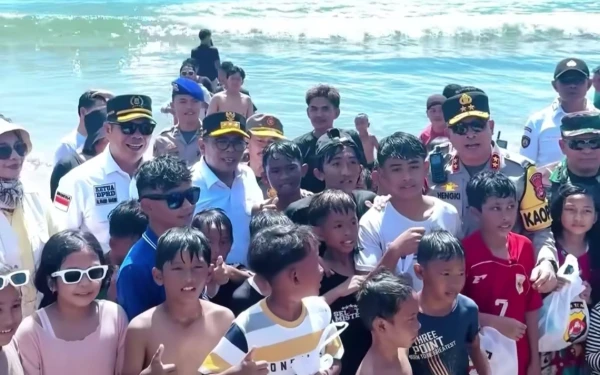 Thumbnail Berita - Gubernur Banten Ajak Warga Habiskan Libur Lebaran dengan Berwisata di Daerah Sendiri