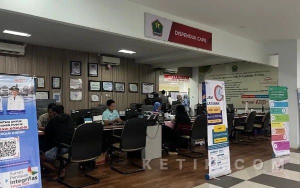 Thumbnail Berita - Beda dengan Pusat, Wali Kota Malang Larang ASN WFH: Bakal Sidak Rahasia Naik Motor!