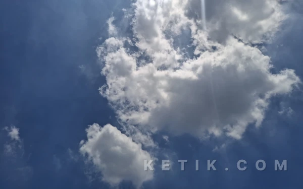 Thumbnail Berita - Prakiraan Cuaca Hari Ini Kamis 26 Maret 2026: Jakarta Berawan, Banda Aceh Cerah Berawan