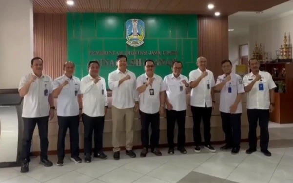 Thumbnail Berita - Usai Lebaran 2026, Dirut Perum Perhutani Kunjungi Dinas Kehutanan Jatim! Apa yang Dibahas?