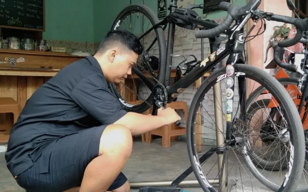 Thumbnail Berita - Pengamat Apresiasi Kebijakan Bike To Work ASN Pemkot Malang: Jadi Contoh Nyata Kurangi Polusi