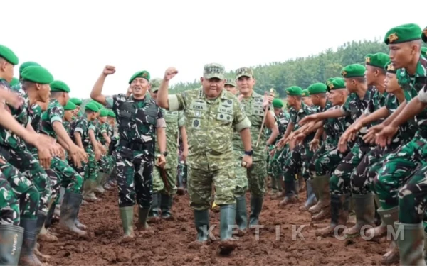 Thumbnail Berita - Perkuat Ketahanan Wilayah, Danrem 073/Makutarama Tinjau Kesiapan Batalyon TP 935/Satria Bahurekso di Kendal