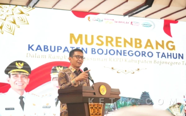 Thumbnail Berita - Bupati Bojonegoro Tegaskan Pentingnya Langkah Efisiensi dan Inovasi dalam Musrenbangkab