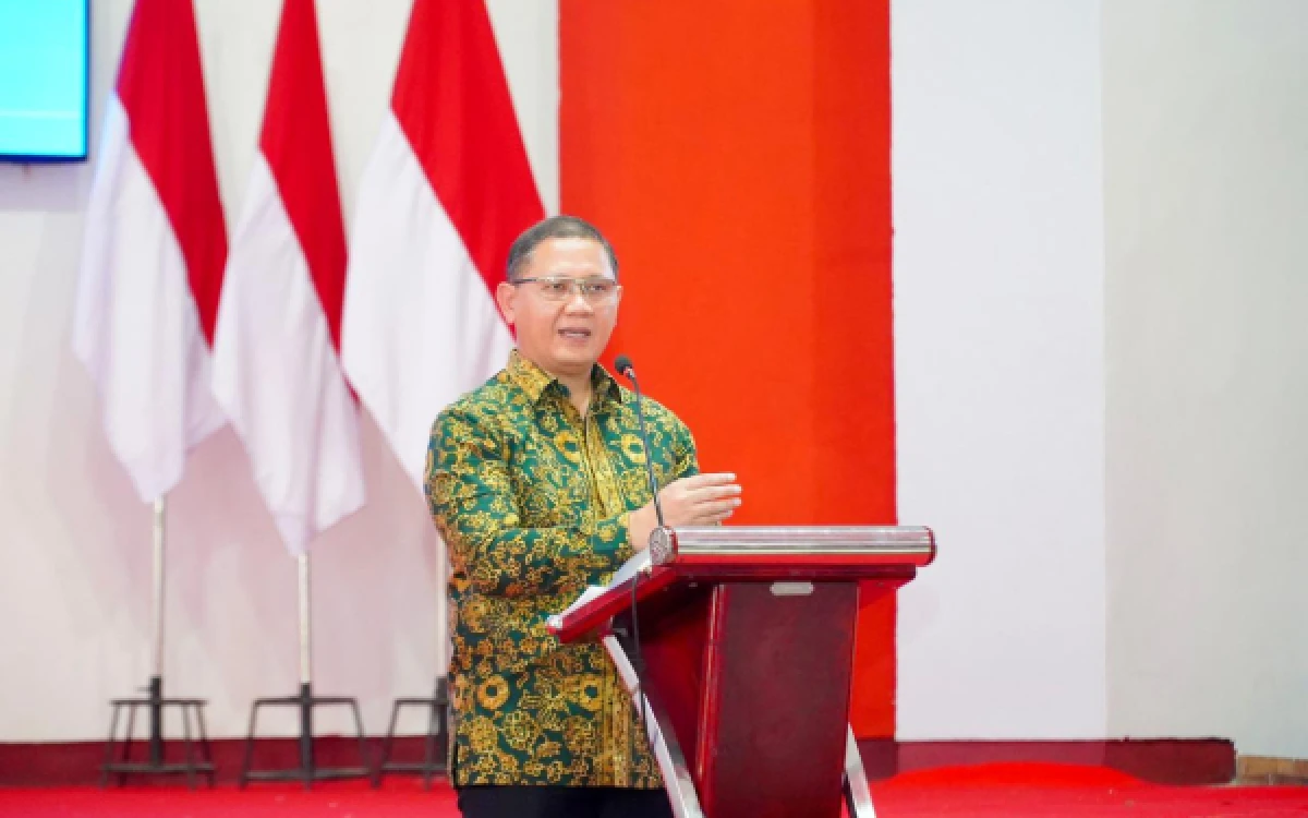 Thumbnail Berita - SKB Menteri Ditindaklanjuti, Disdik Jatim Keluarkan Aturan Gadget di Sekolah