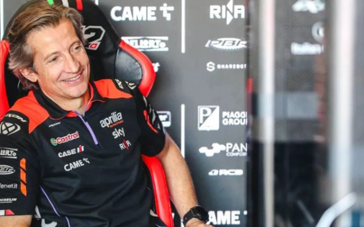 Thumbnail Berita - Aprilia Sempat Panik, Rivola: Masalah Ogura Bisa Terjadi ke Siapa Saja