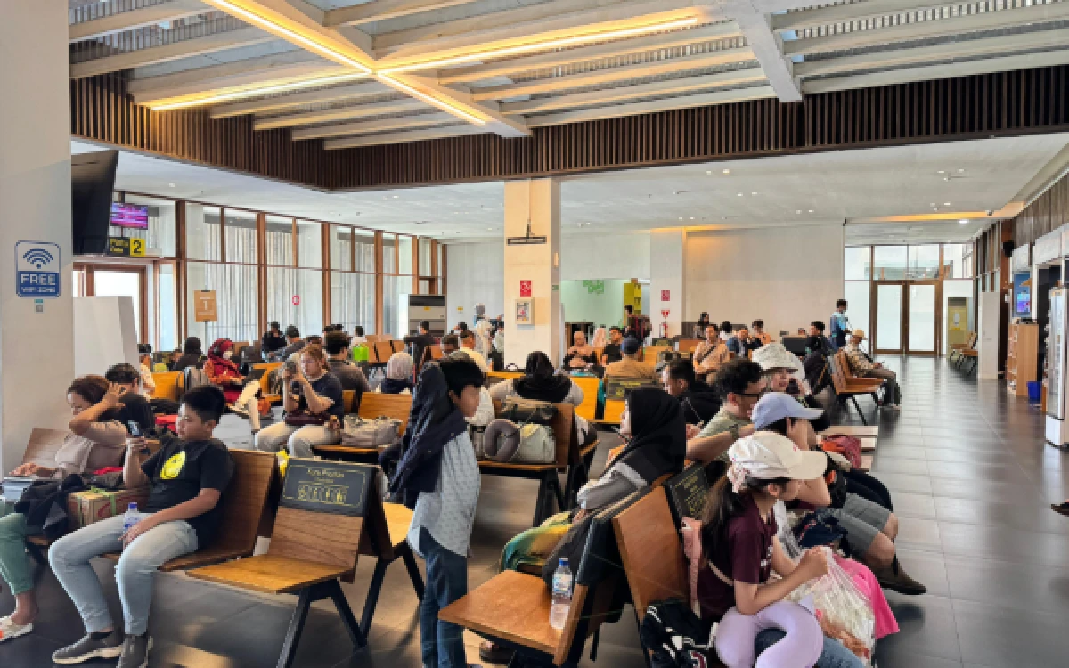 Thumbnail Berita - Bandara Internasional Banyuwangi Layani 7.459 Penumpang Selama Periode Lebaran 2026