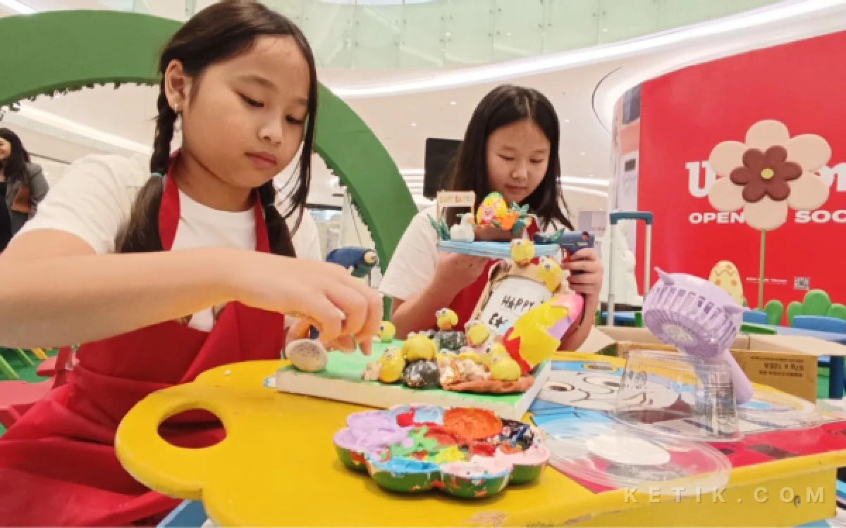 Thumbnail Berita - Asyiknya Dekorasi Telur Paskah, Latih Keseimbangan Otak Kanan Anak