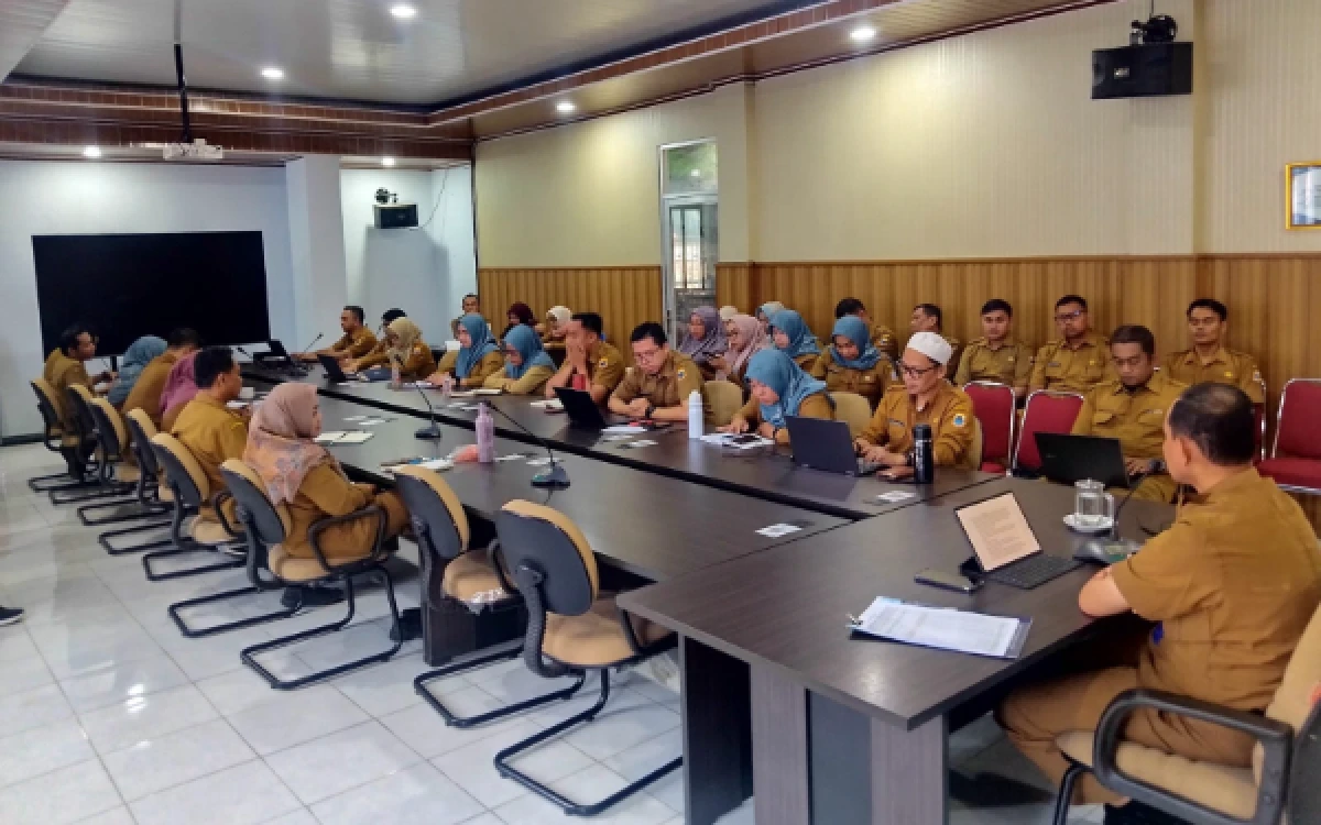 Thumbnail Berita - Bapperida Lebak Dorong Revolusi Etos Kerja, Widy Ferdian Tekankan 6 Pilar Transformasi ASN