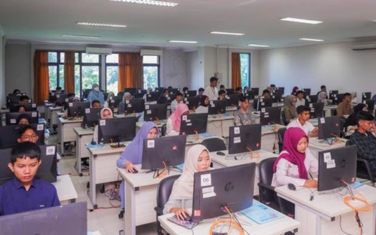 Thumbnail Berita - Tak Bisa Pilih Kota UTBK SNBT 2026 karena Penuh? Ini Solusi bagi Peserta