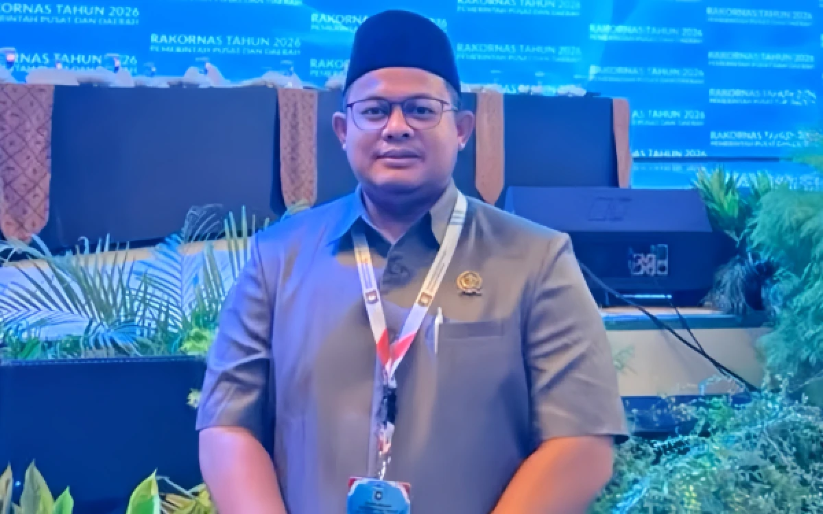 Thumbnail Berita - Jejak Trio Agus Purwono: Dari Ketua BEM Hingga Jadi Wakil Ketua DPRD Kota Malang