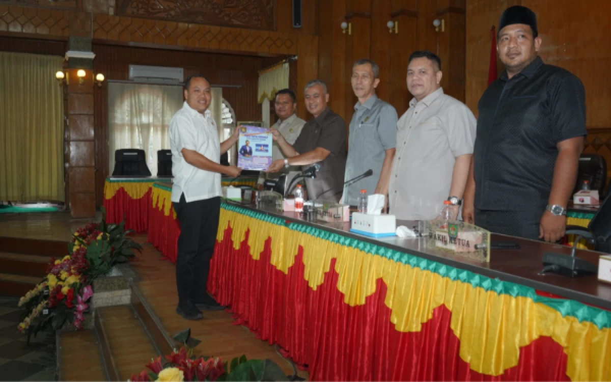 Thumbnail Berita - Paripurna LKPJ 2025, Kinerja Pemkab Asahan Tunjukkan Tren Positif