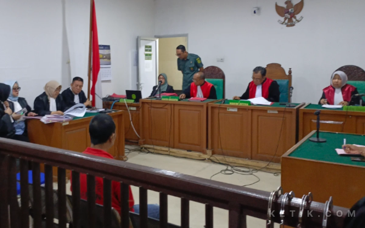 Thumbnail Berita - Sidang di PN Palembang, Residivis Sabu Sanjoko Dituntut 8 Tahun Penjara