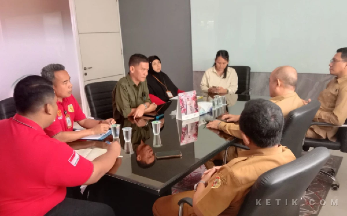 Thumbnail Berita - Teknisi Asal Cina Tewas di Pabrik Mojokerto, Ini Kronologi Kecelakaan Kerja di Mesin Rewinder