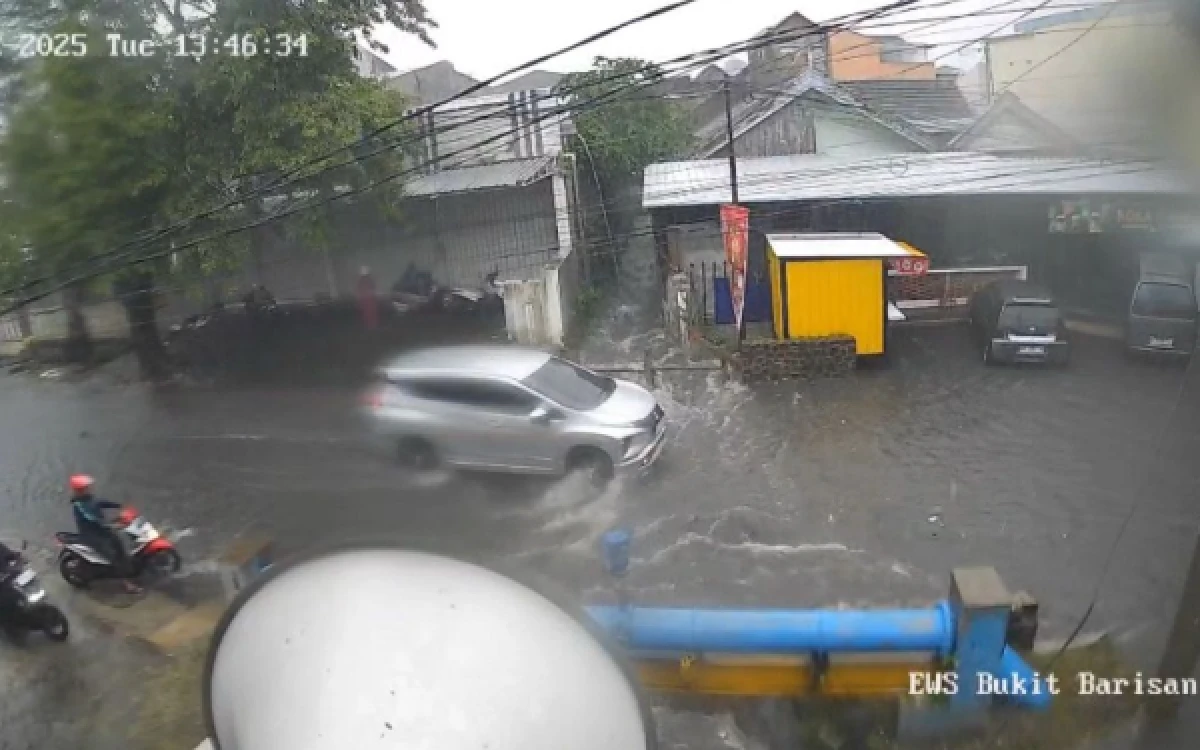 Thumbnail Berita - Momen HUT Ke-112 Kota Malang: Banjir Masih Terjadi, Hanya Surut Lebih Cepat