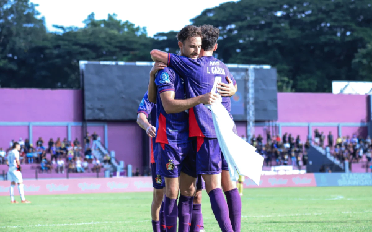 Thumbnail Berita - Resmi! Panpel Kantongi Izin, Laga Persik Kediri vs Persijap Jepara Siap Digelar di Stadion Brawijaya