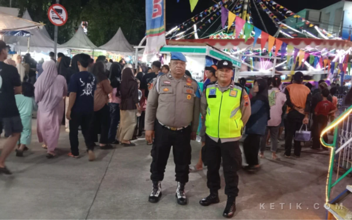 Thumbnail Berita - Lautan Manusia Padati Syawalan Kaliwungu 2026, Polisi Siaga di Titik Krusial