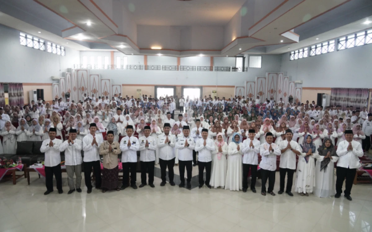 Thumbnail Berita - Bupati Tegal Instruksikan Sekolah Perkuat Edukasi Pencegahan Penyalahgunaan Obat