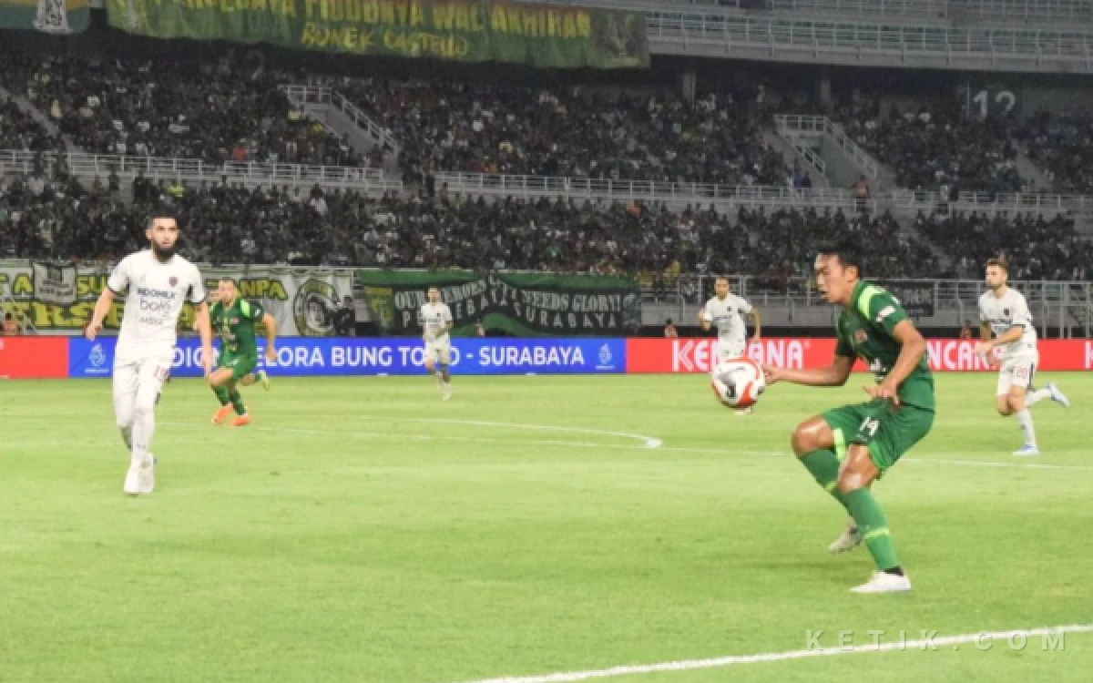 Thumbnail Berita - Carlos Pena Beberkan Penyebab Kekalahan Persita dari Persebaya