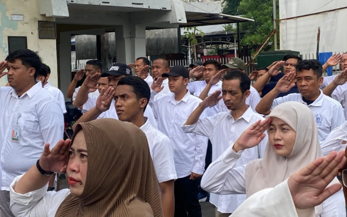 Thumbnail Berita - Hadapi Situasi Global, RPH Surabaya Perkuat Efisiensi dan Disiplin Kerja