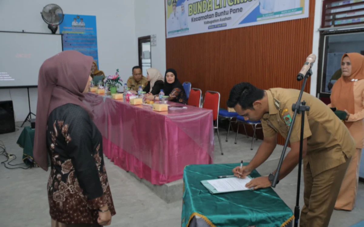 Thumbnail Berita - Resmi Dilantik! Bunda Literasi Buntu Pane Siap Tingkatkan Minat Baca di Asahan